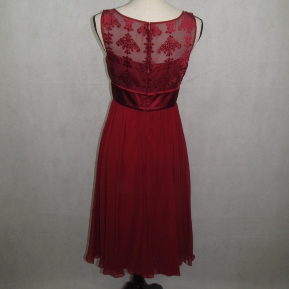 Max and Cleo Sleeveless Dress Sizes 6 8 100% Silk - Picture 6 of 7